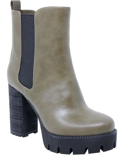 Charles David Whim Faux Leather Platform Ankle Boots - Gray