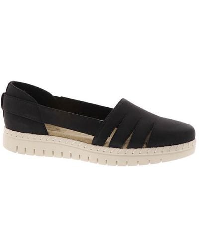 Easy Street Bugsy Leather Solid Flats - Black