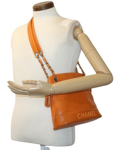 Chanel Leather Shoulder Bag (pre-owned) - Orange