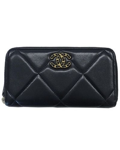 Chanel wallet hotsell online store