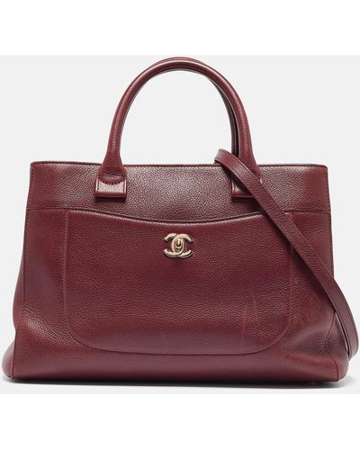 Chanel Leather Small Neo Executive Shopper Tote - Red