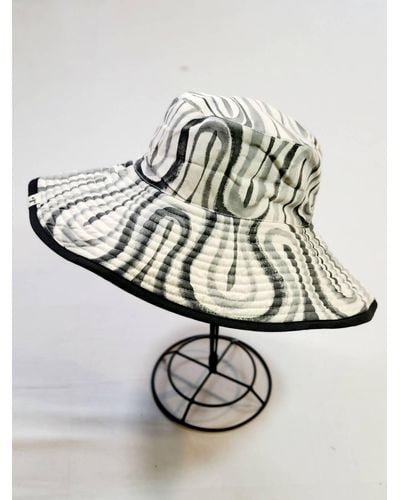 Romualda Gran Bucket Hat - White