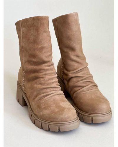 Naked Feet Protocol Boots - Brown