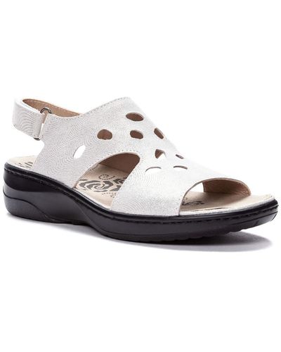 Propet store sandals sale