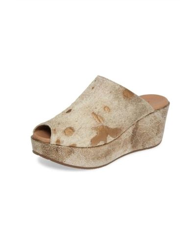 Chocolat Blu Yiona Wedge Sandals - Natural