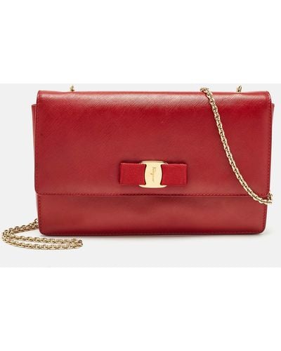 Ferragamo Leather Miss Vara Shoulder Bag - Red
