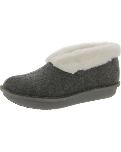 Clarks Step Flow Low Cold Weather Winter Shearling Boots - Gray