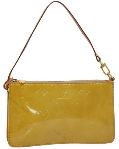 Louis Vuitton Lexington Beige Patent Leather Clutch Bag (Pre-Owned)