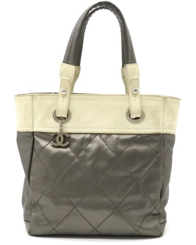 Prive' by Sorial Large Sapphire Holiday Tote 16P60101