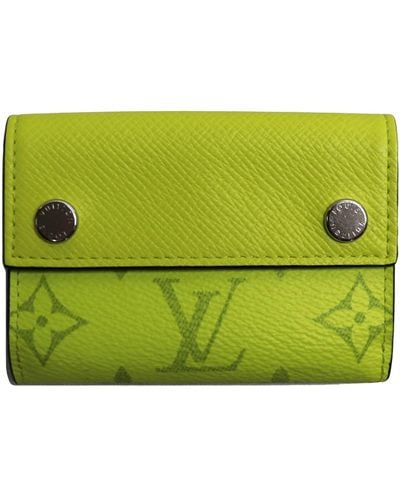 Louis Vuitton Discovery Leather Wallet (pre-owned) - Green