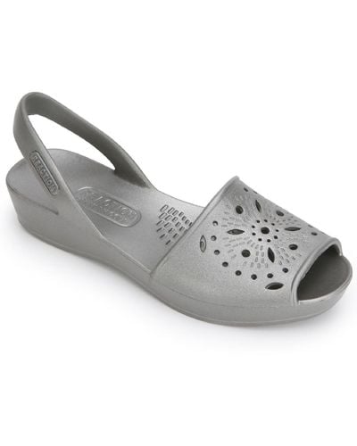 Kenneth Cole Fine Eva Peep Toe Slip On Wedge Sandals - Gray