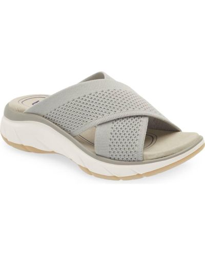 Bionica Avary Sandal In Clear Gray