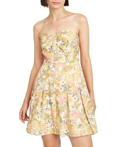 En Saison Kasey Floral Print Short Fit & Flare Dress - Yellow