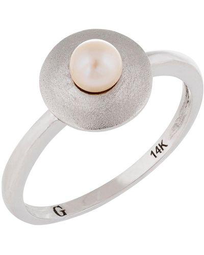 Splendid 14k Gold Freshwater Pearl Ring - White