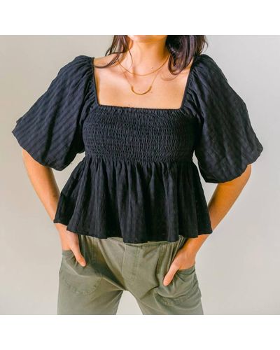 By Together Sugar And Cream Top Woven In Black