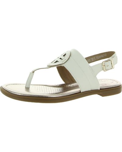 Clarks Reyna Glam Buckle Cushioned Footbed T-strap Sandals - Metallic