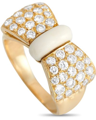 Van Cleef & Arpels 18k Yellow Gold 0.70ct Diamond And White Coral Bow Ring Vc07-101123 - Metallic