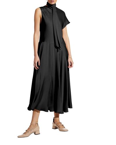 Careste Sadie Maxi Dress - Black