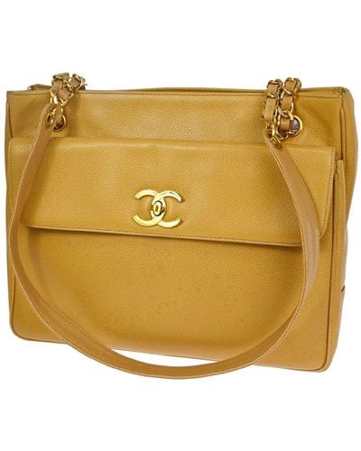 Chanel Leather Handbag (pre-owned) - Metallic