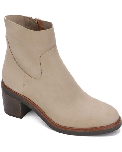 Gentle Souls Best 65 Mm Simple Leather Block Heel Ankle Boots - Natural