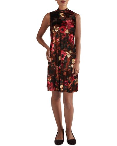 Signature By Robbie Bee Velvet Floral Shift Dress - Red
