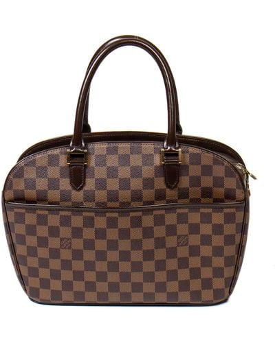 louis vuitton tote cost