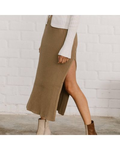Alohas Wise Opened Knit Skirt Camel - Brown