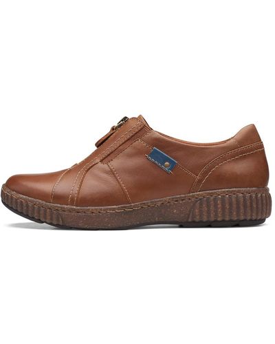 Clarks Magnolia Zip Leather Lifestyle Casual And Fashion Sneakers - Brown