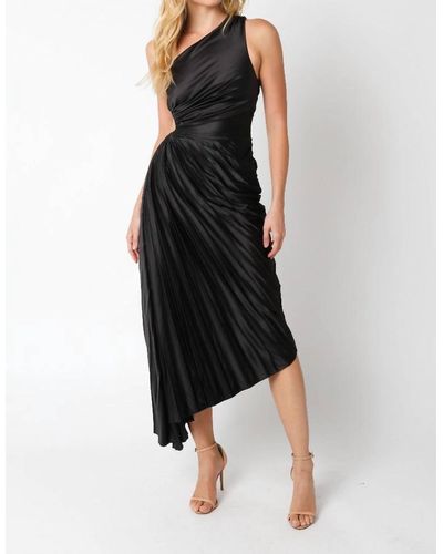 Olivaceous Priscilla Pleated Dress - Black