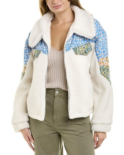 Lea & Viola Floral Embroidery Cropped Denim Jacket in Blue