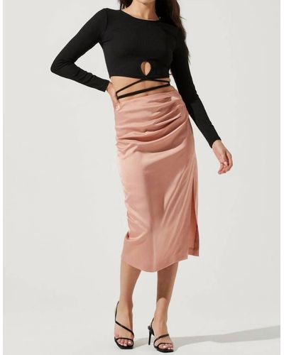 Astr Perry Ruched Side Slit Midi Skirt In Blush Pink - Multicolor