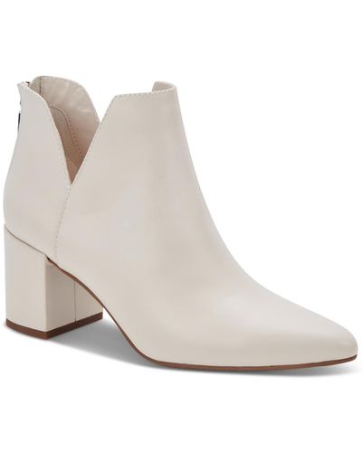 Aqua College Trey Leather Notched Booties - White
