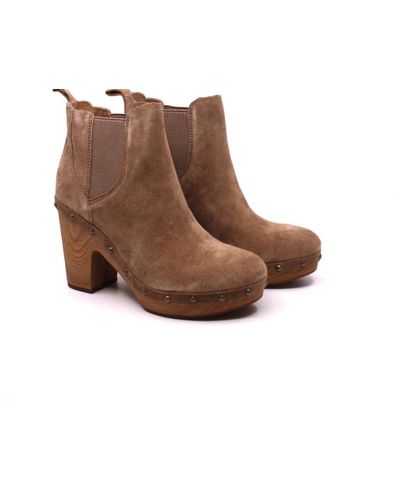 Kork-Ease Deilia Boot In Taupe - Brown