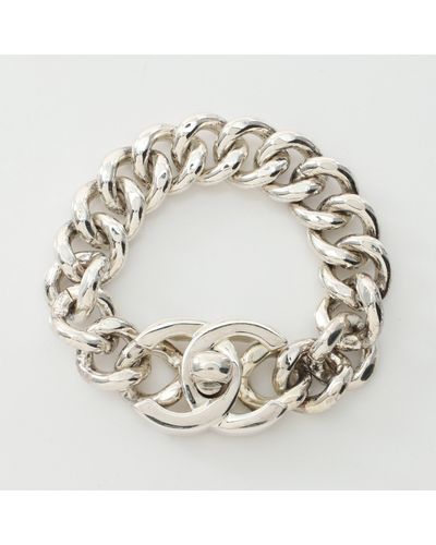 Chanel Coco Mark Turn Lock Bracelet Silver 96p - Metallic