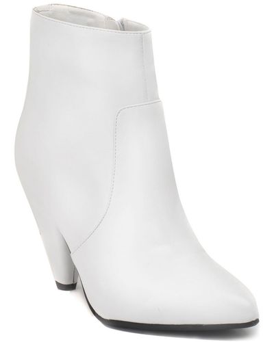 Gc Shoes Dion Faux Leather Ankle Booties - White
