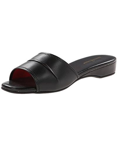 Daniel green women's shop leather slippers