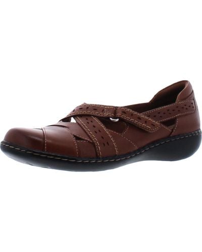 Clarks Ashland Spin Q Leather Comfort Insole Flats - Brown