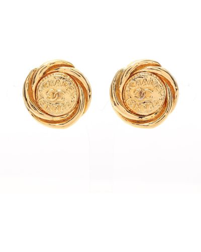 Chanel Coco Mark Earrings Gp Gold 93p - Metallic