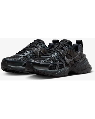 Nike V2k Run Fd0736-001 Running Sneakers Low Top Lace Up Nr7105 - Black