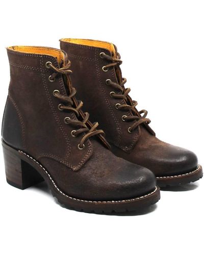 Frye pointed shop toe boots