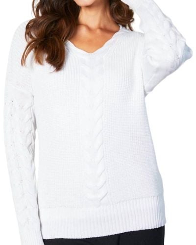 French Kyss V-neck Cable Knit Sweater - White