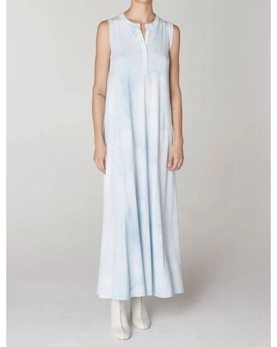 Raquel Allegra Sleeveless Christy Dress In Soft Blue