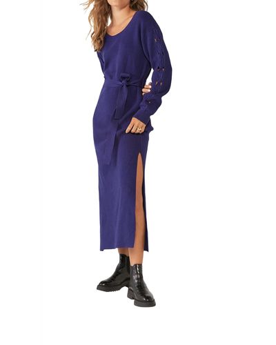 SOVERE Ease Knit Sweater Dress - Blue