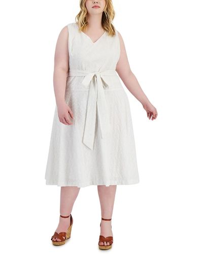 Taylor Plus Cotton Embroidered Shift Dress - White