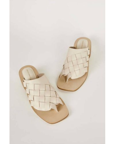 INTENTIONALLY ______ Kelly Leather Woven Sandal - Natural