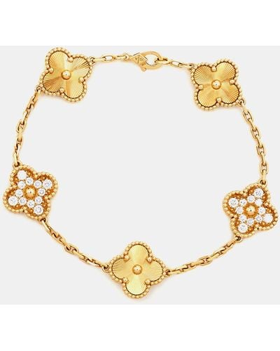 Van Cleef & Arpels Vintage Alhambra Guilloché Diamond 18k Yellow Gold Bracelet - Metallic