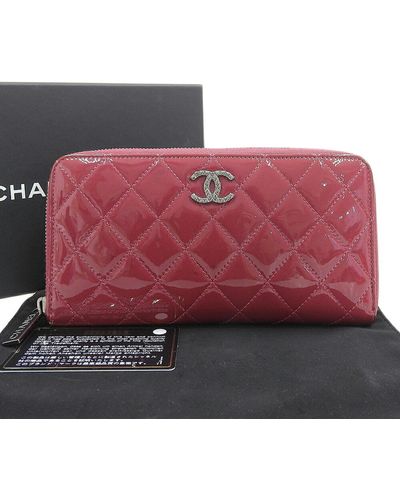 Chanel Zip Around Wallet Patent Leather Wallet (pre-owned) - Red