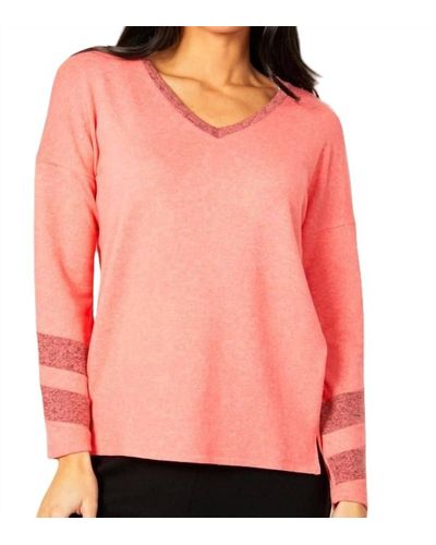 French Kyss Long Sleeve Love V-neck Top - Pink