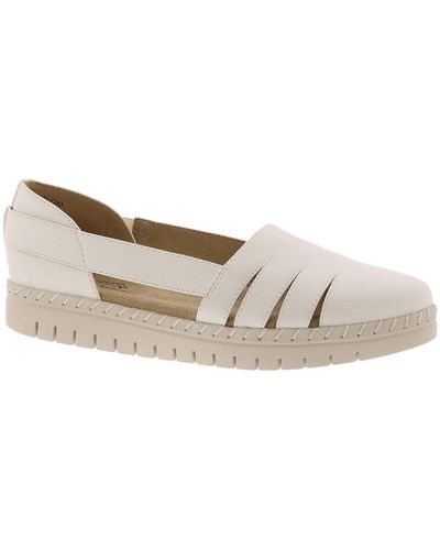 Easy Street Bugsy Faux Leather Slip On Flatform Sandals - White