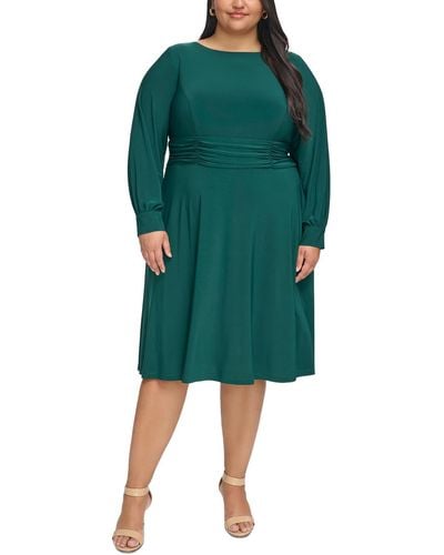 Jessica Howard Plus Ruched Long Sleeve Midi Dress - Green
